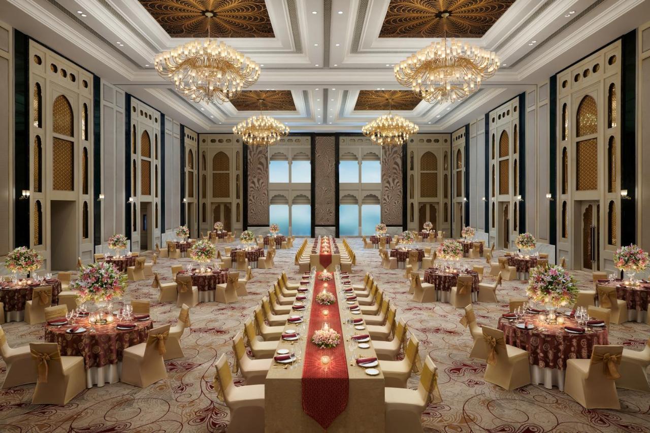 The Leela Palace Джайпур Екстериор снимка