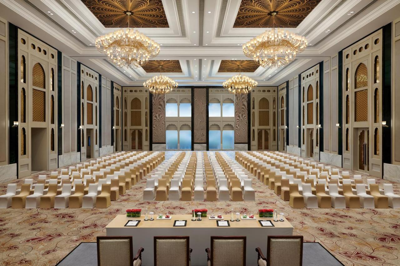 The Leela Palace Джайпур Екстериор снимка